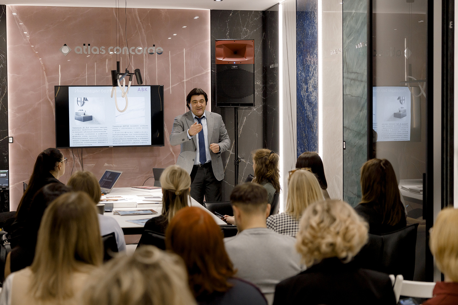 Новинки 2025 года от плиточных брендов NAXOS и ABK