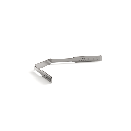 Микроплинтус LACONISTIQ micro 15 classic Чёрный матовый RAL9005 (15х5х2450мм) 7 зажимов в комплекте