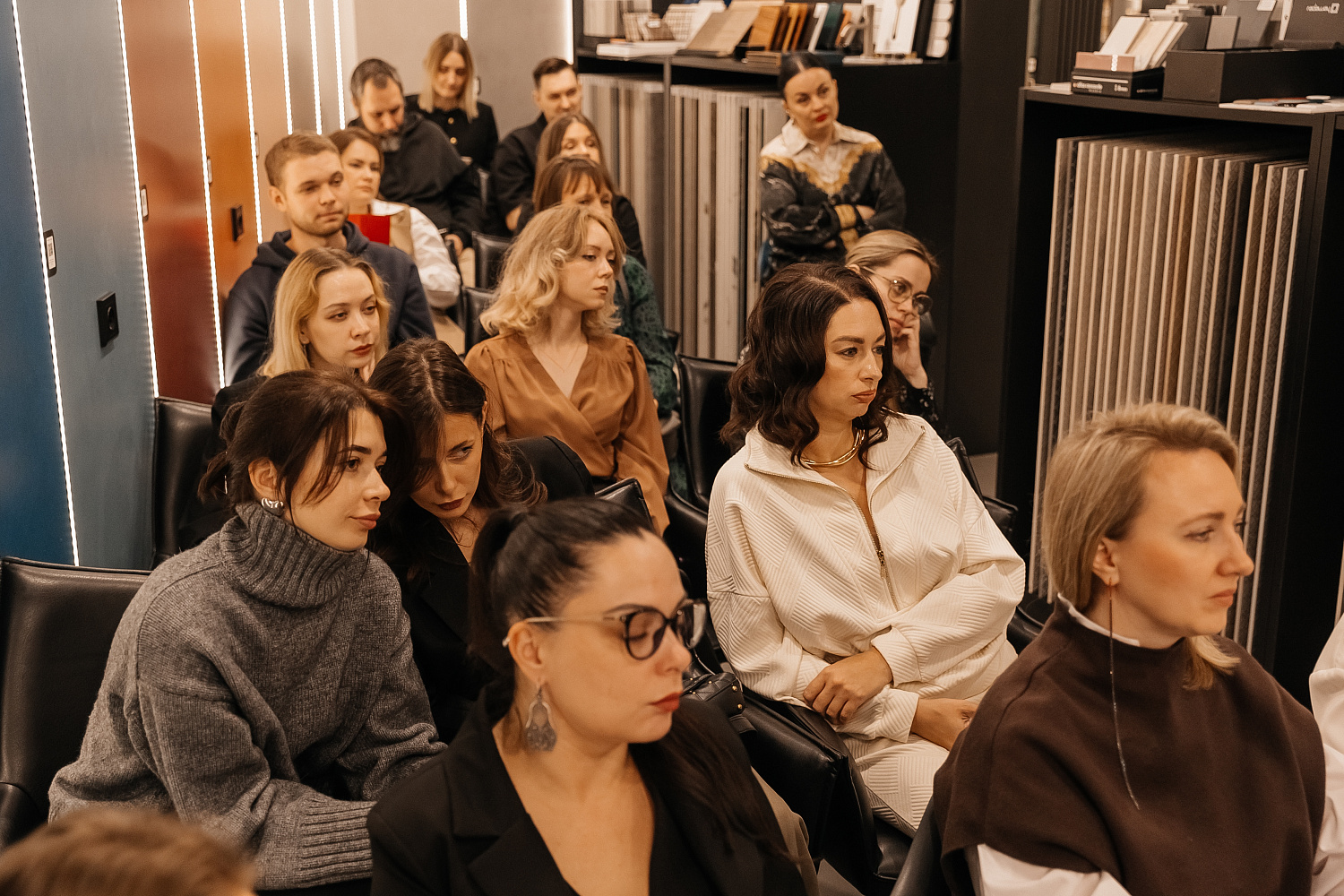 Презентация обойных новинок 2025 года от LOYMINA GROUP