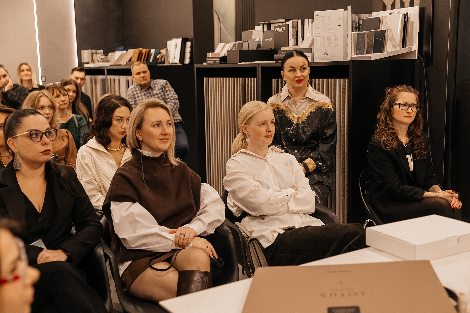 Презентация обойных новинок 2025 года от LOYMINA GROUP