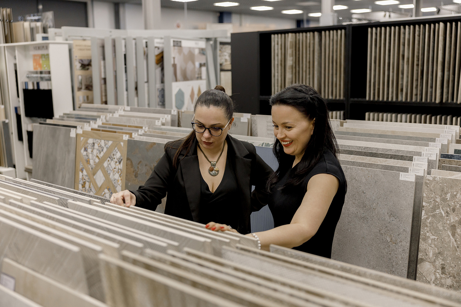 Новинки 2025 года от плиточных брендов NAXOS и ABK